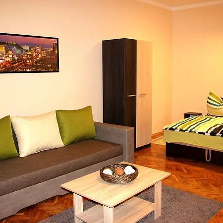 Veva - Maganszallashely Appartement