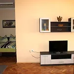Veva - Maganszallashely * Eger