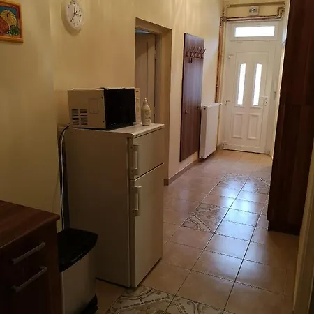 Veva - Maganszallashely Διαμέρισμα *